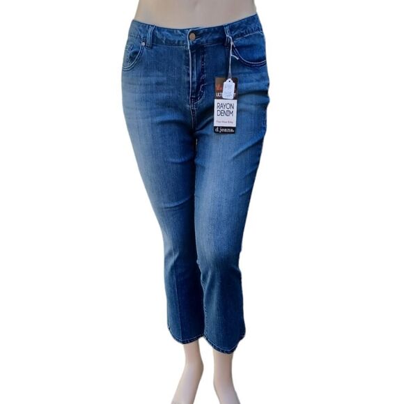 614330...d.Jeans High Waist Crop flare Jeans Size 14P, W32"  24"Inseam  11"Rise - Picture 2 of 6